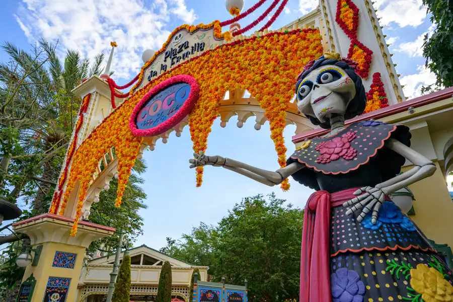 Día de los Muertos at Disneyland