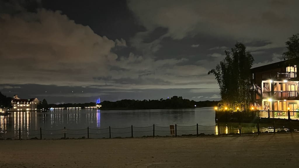 walkway between the Polynesian and Grand Floridian 